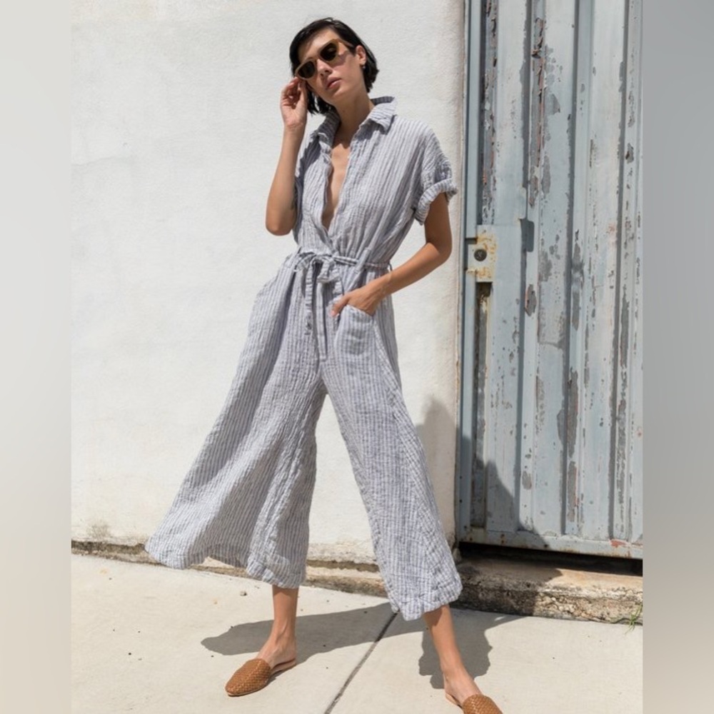 esby apparel savannah jumpsuit 100% linen grey/navy stripe size M